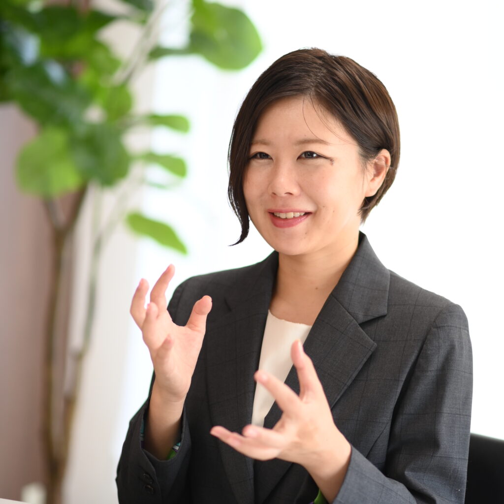 アオ法律事務所　代表弁護士 松村 茉里さん写真3