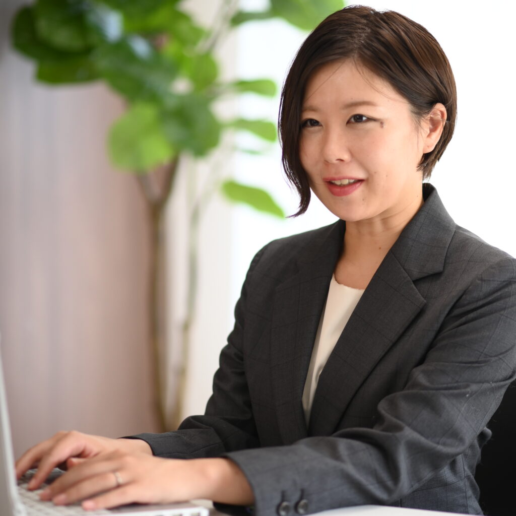 アオ法律事務所　代表弁護士 松村 茉里さん写真2